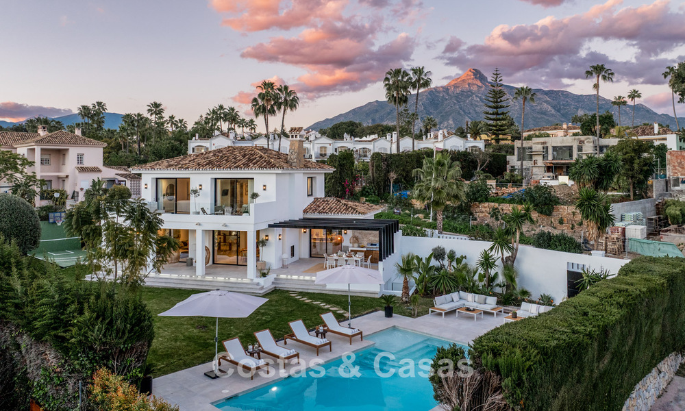 Gerenoveerde villa te koop in een moderne, Andalusische bouwstijl in Nueva Andalucia, Marbella 778563