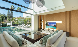 Strak ontworpen luxevilla te koop omgeven door golfbanen in Nueva Andalucia’s vallei, Marbella 778782 