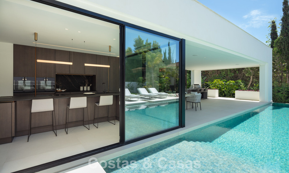 Strak ontworpen luxevilla te koop omgeven door golfbanen in Nueva Andalucia’s vallei, Marbella 778800