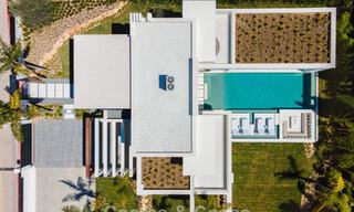Strak ontworpen luxevilla te koop omgeven door golfbanen in Nueva Andalucia’s vallei, Marbella 778803 