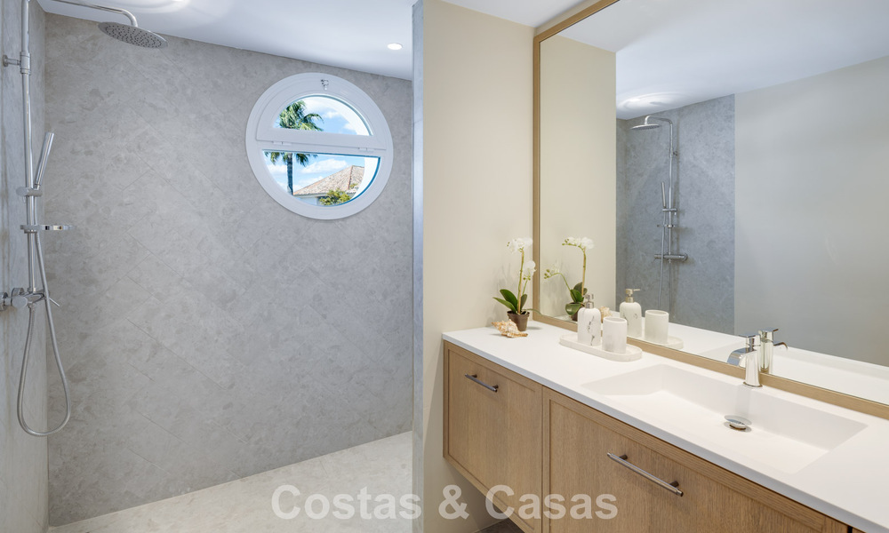 Prachtig gerenoveerd duplex penthouse te koop in een exclusief complex op de prestigieuze Golden Mile van Marbella 778630