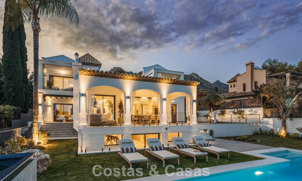 Verfijnde luxevilla in moderne mediterrane bouwstijl te koop met zeezicht in een gated complex op Marbella’s Golden Mile 778753