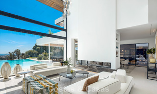 Gesofisticeerde, nieuwe luxevilla met panoramisch zeezicht te koop in een gated community van La Quinta, Marbella - Benahavis 800542 