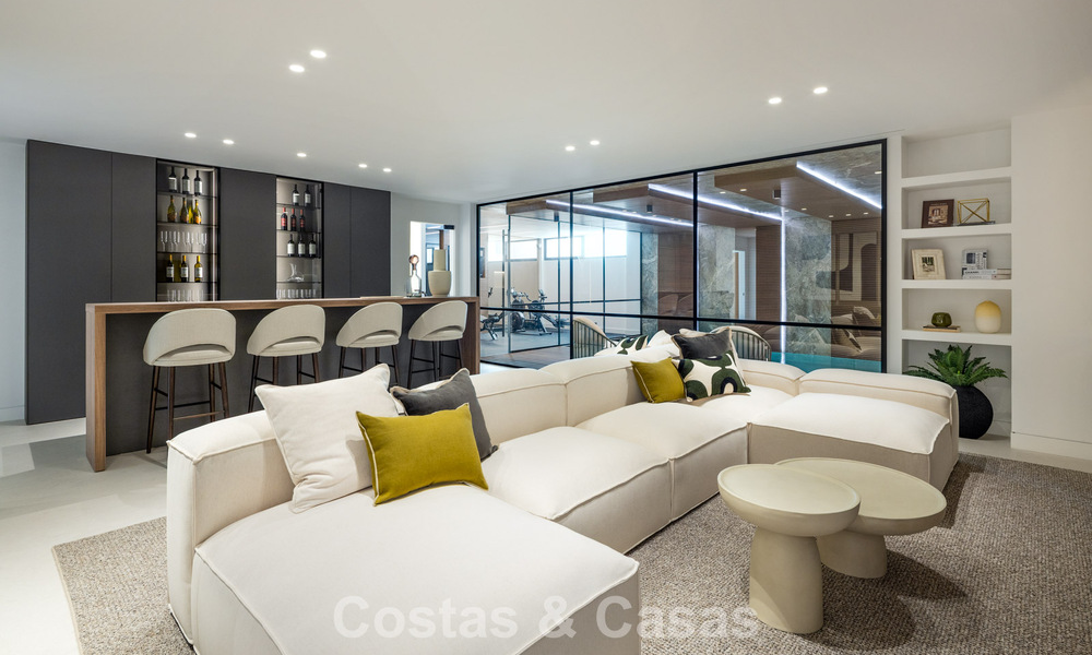 Gesofisticeerde, nieuwe luxevilla met panoramisch zeezicht te koop in een gated community van La Quinta, Marbella - Benahavis 800544