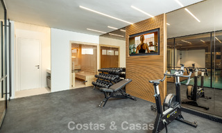 Gesofisticeerde, nieuwe luxevilla met panoramisch zeezicht te koop in een gated community van La Quinta, Marbella - Benahavis 800545 