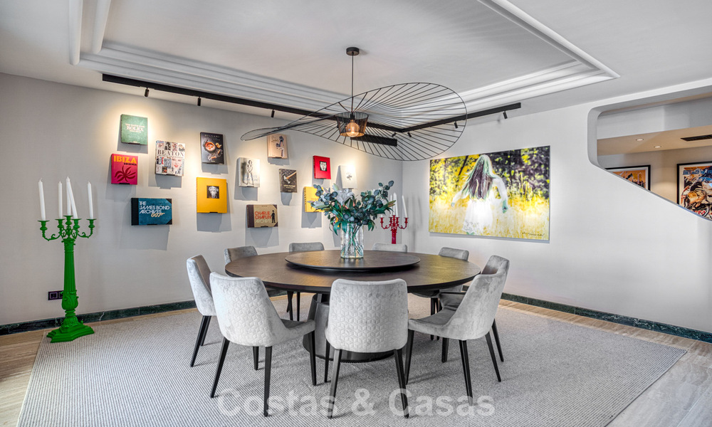Luxe penthouse met zeezicht te koop in een gesloten gemeenschap aan Marbella's begeerde Golden Mile 778603