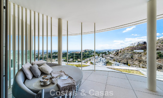 Prestigieus 3-slaapkamer appartement te koop met formidabel uitzicht op zee, golf en bergen in La Quinta, Marbella - Benahavis 778729 
