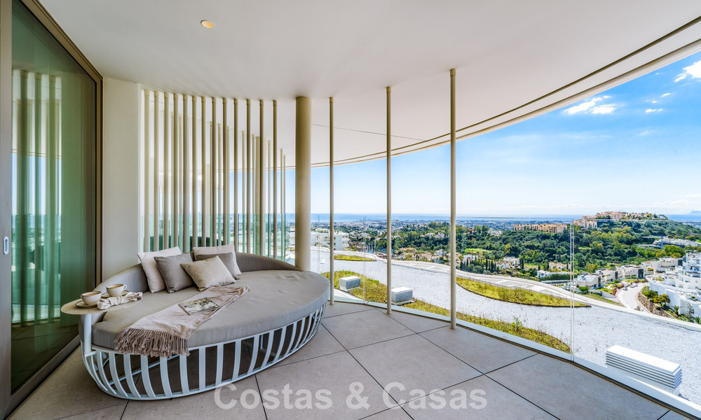 Prestigieus 3-slaapkamer appartement te koop met formidabel uitzicht op zee, golf en bergen in La Quinta, Marbella - Benahavis 778730