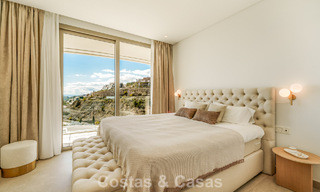 Prestigieus 3-slaapkamer appartement te koop met formidabel uitzicht op zee, golf en bergen in La Quinta, Marbella - Benahavis 778736 