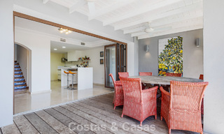 Ruim rijhuis te koop met zeezicht in een omheinde urbanisatie in de heuvels van Marbella - Benahavis 778936 