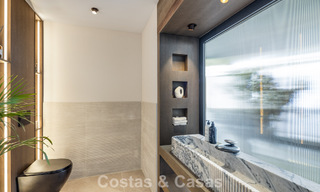 Instapklare, hedendaags gerenoveerde luxevilla te koop in het hart van Nueva Andalucia’s golfvallei, Marbella 796803 