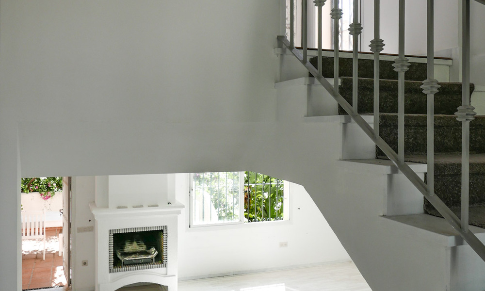 Vernieuwbouwproject: luxevilla te koop met modern-mediterraan ontwerp en zeezicht in Nueva Andalucia, Marbella 778860