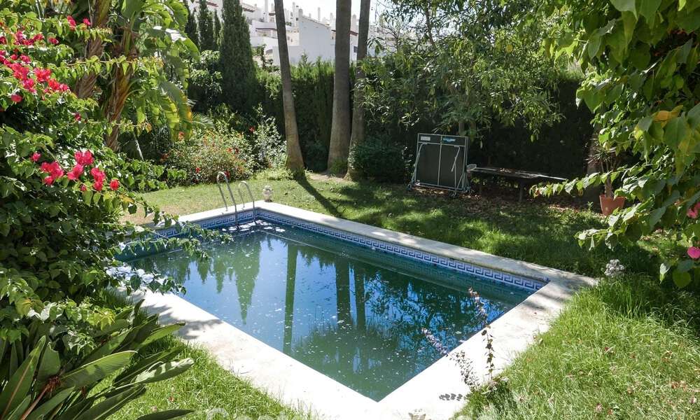 Vernieuwbouwproject: luxevilla te koop met modern-mediterraan ontwerp en zeezicht in Nueva Andalucia, Marbella 778864