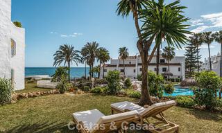 Eersteklas gerenoveerd strandappartement met zeezicht te koop op de Golden Mile van Marbella 779038 