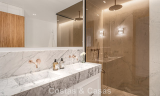Eersteklas gerenoveerd strandappartement met zeezicht te koop op de Golden Mile van Marbella 779042 