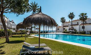 Eersteklas gerenoveerd strandappartement met zeezicht te koop op de Golden Mile van Marbella 779049 