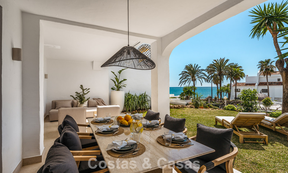 Eersteklas gerenoveerd strandappartement met zeezicht te koop op de Golden Mile van Marbella 779055
