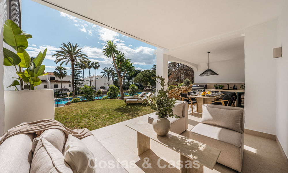 Eersteklas gerenoveerd strandappartement met zeezicht te koop op de Golden Mile van Marbella 779064