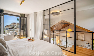 Prachtig gerenoveerd herenhuis in een tijdloze Andalusische stijl met zeezicht te koop gelegen op de Golden Mile van Marbella 778975 