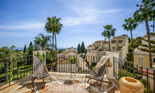 Prachtig gerenoveerd herenhuis in een tijdloze Andalusische stijl met zeezicht te koop gelegen op de Golden Mile van Marbella 778976 