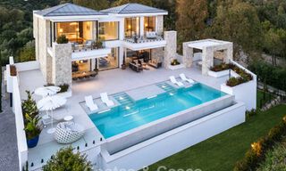 Gloednieuwe modernistische luxevilla te koop in de exclusieve gated woonwijk van La Quinta, Marbella - Benahavis 778998 