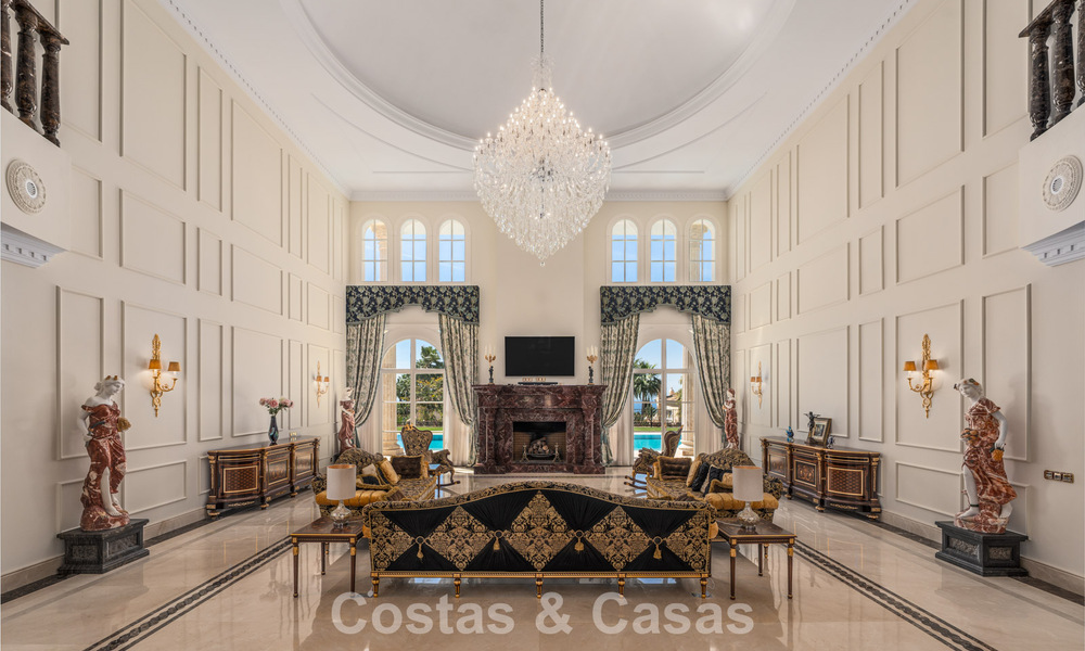 Opmerkelijk, presidentiëel paleis te koop, in de vooraanstaande, gated gemeenschap van Sierra Blanca in Marbella 779324