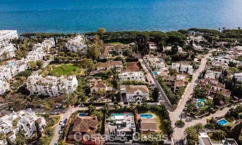 Instapklare, geavanceerde luxevilla te koop op een steenworp van het strand op Marbella’s begeerde Golden Mile 779401