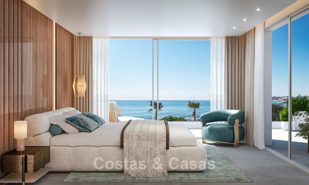 3 Luxueuze villa’s met onbelemmerd zeezicht te koop in een golfomgeving van Mijas Costa, Costa del Sol 779081