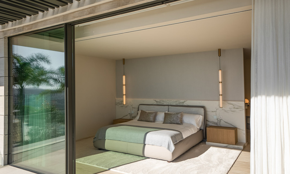 Nieuwe, gesofisticeerde luxevilla te koop in een private, permanent bewaakte gemeenschap van Sotogrande, Costa del Sol 779291