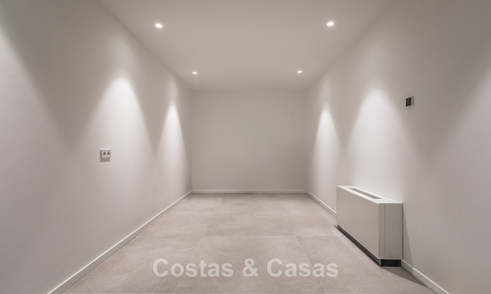 Prestigieus gerenoveerde villa te koop in de geprefereerde, gated urbanisatie van El Madroñal in Marbella - Benahavis 779513