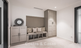 Prestigieus gerenoveerde villa te koop in de geprefereerde, gated urbanisatie van El Madroñal in Marbella - Benahavis 779514 