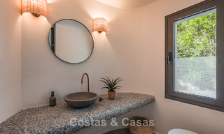 Prestigieus gerenoveerde villa te koop in de geprefereerde, gated urbanisatie van El Madroñal in Marbella - Benahavis 779522 