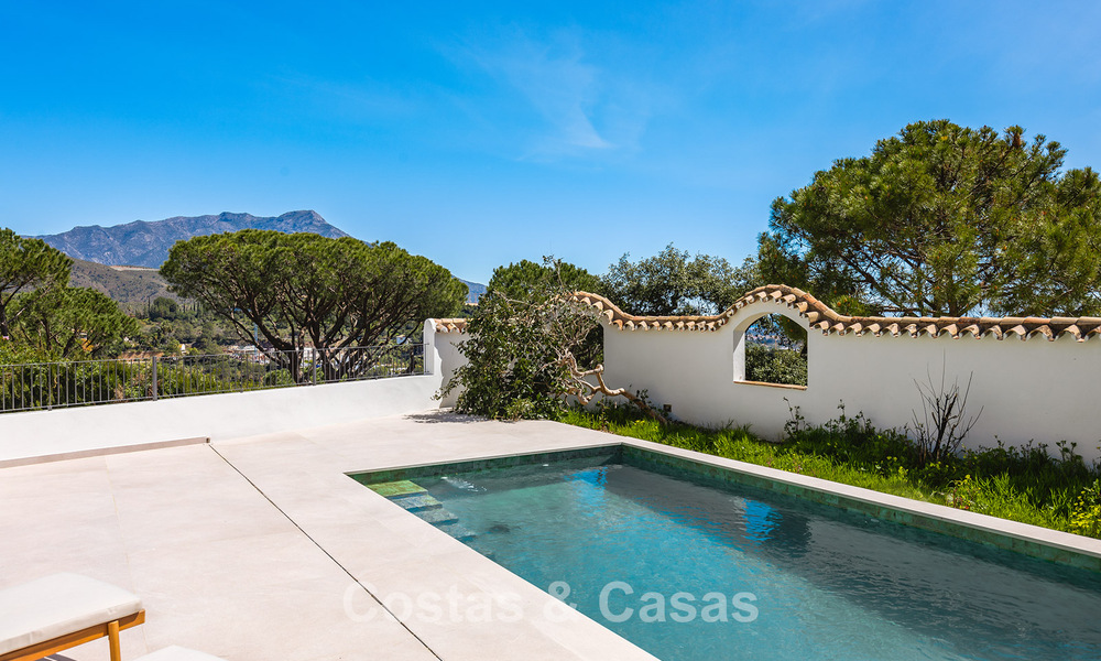 Prestigieus gerenoveerde villa te koop in de geprefereerde, gated urbanisatie van El Madroñal in Marbella - Benahavis 779529