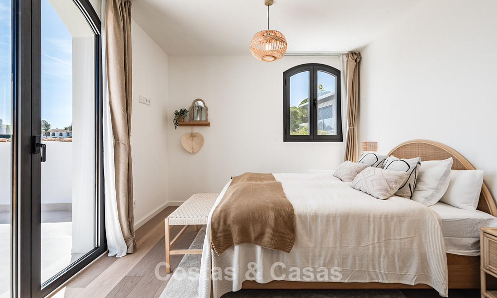 Prestigieus gerenoveerde villa te koop in de geprefereerde, gated urbanisatie van El Madroñal in Marbella - Benahavis 779542