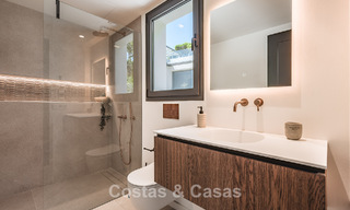 Prestigieus gerenoveerde villa te koop in de geprefereerde, gated urbanisatie van El Madroñal in Marbella - Benahavis 779544 