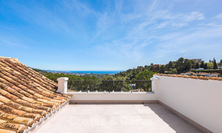 Prestigieus gerenoveerde villa te koop in de geprefereerde, gated urbanisatie van El Madroñal in Marbella - Benahavis 779546 