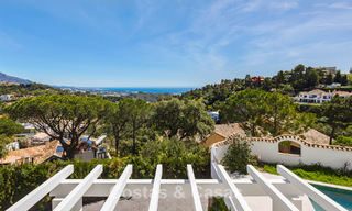 Prestigieus gerenoveerde villa te koop in de geprefereerde, gated urbanisatie van El Madroñal in Marbella - Benahavis 779547 