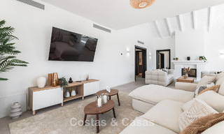 Prestigieus gerenoveerde villa te koop in de geprefereerde, gated urbanisatie van El Madroñal in Marbella - Benahavis 779555 