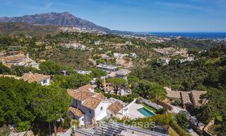 Prestigieus gerenoveerde villa te koop in de geprefereerde, gated urbanisatie van El Madroñal in Marbella - Benahavis 779561 