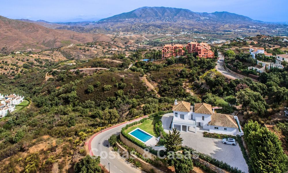 Ruime villa met een moderne, mediterrane bouwstijl te koop ten oosten van Marbella centrum 779839