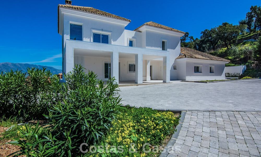 Ruime villa met een moderne, mediterrane bouwstijl te koop ten oosten van Marbella centrum 779842
