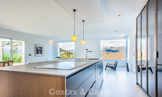Ruime villa met een moderne, mediterrane bouwstijl te koop ten oosten van Marbella centrum 779859 