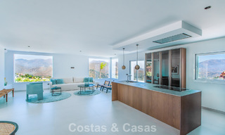 Ruime villa met een moderne, mediterrane bouwstijl te koop ten oosten van Marbella centrum 779863 