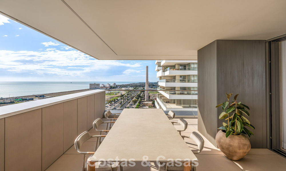 Exclusief, modern appartement met panoramisch zeezicht te koop, direct a/d strandpromenade in Malaga stad 779898