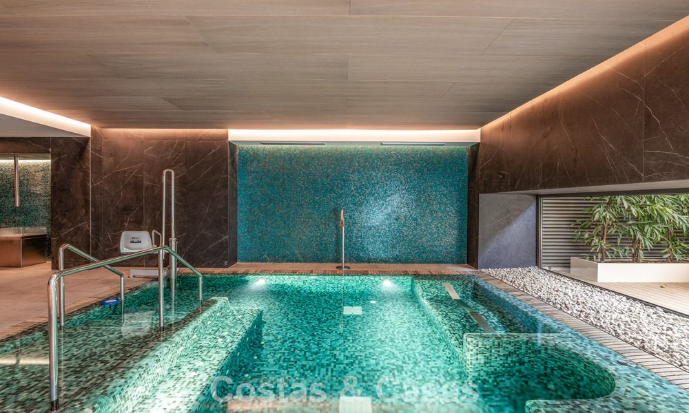 Exclusief, modern appartement met panoramisch zeezicht te koop, direct a/d strandpromenade in Malaga stad 779912