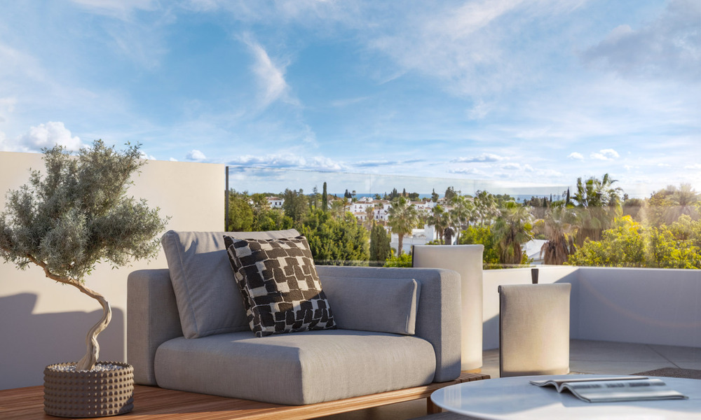 Nieuw op de markt. High-end nieuwbouwvilla te koop in een populaire, beveiligde wijk op de Golden Mile van Marbella 779940