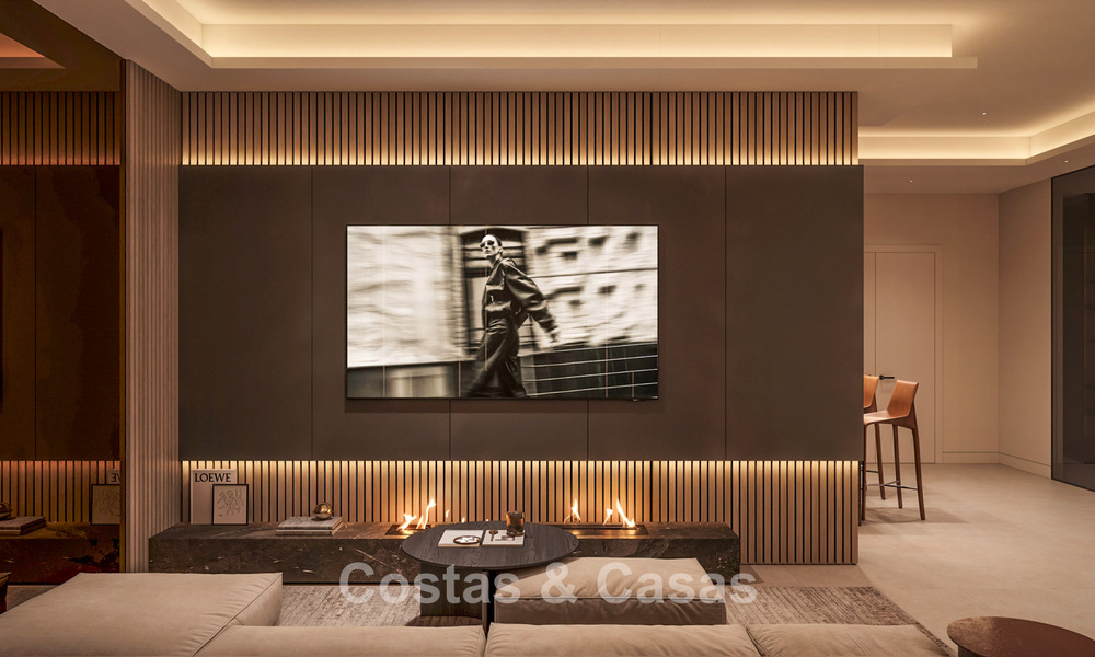 Nieuw op de markt. High-end nieuwbouwvilla te koop in een populaire, beveiligde wijk op de Golden Mile van Marbella 779957