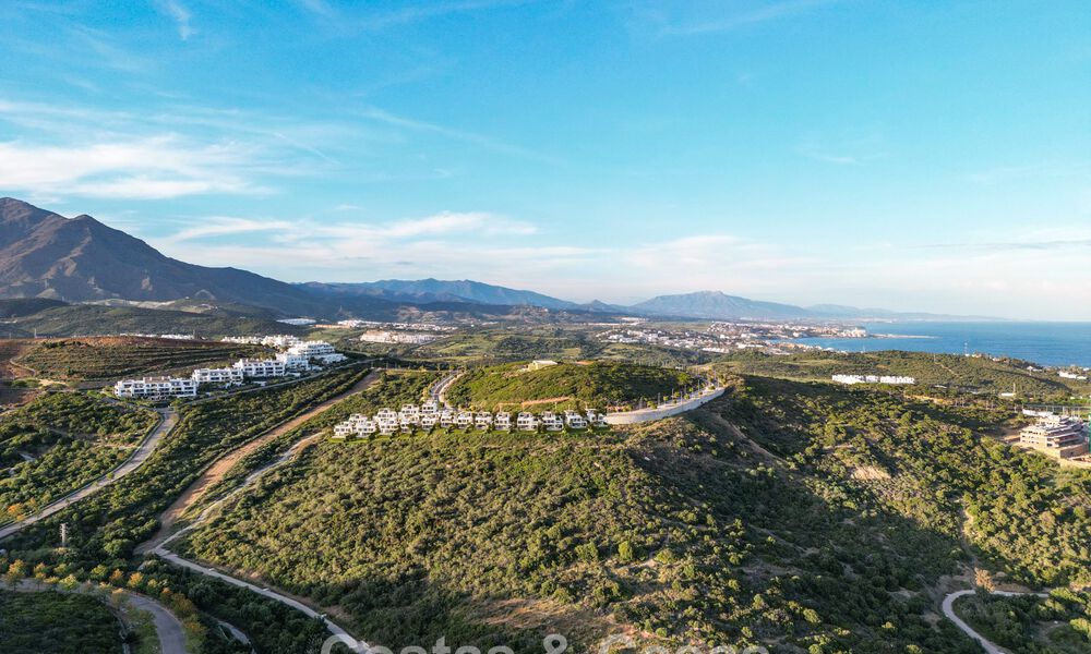 Nieuwe lancering. 17 geavanceerde luxevilla’s met golf- en zeezicht te koop in Casares, Costa del Sol 780156