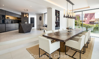 Avant-garde desginervilla met panoramisch zeezicht te koop in een gated community in Benahavis - Marbella 780006 
