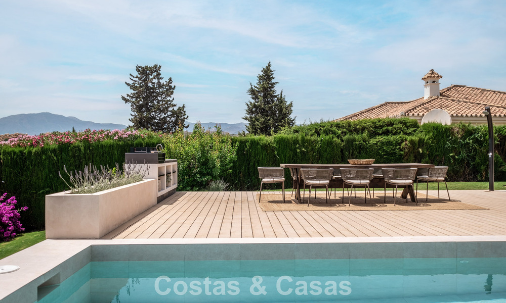 Instapklare luxevilla met Ibiziaanse bouwstijl te koop in een zeer gewilde urbanisatie van Benahavis - Marbella 780029